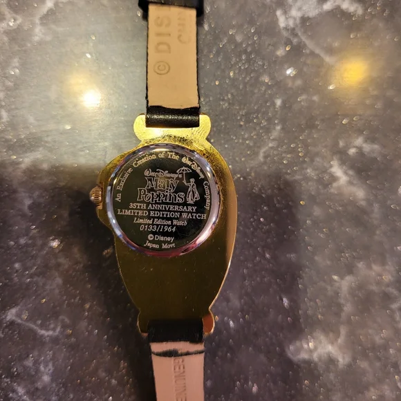 Mary Poppins 35th anniversary watch - Picture 6 of 8